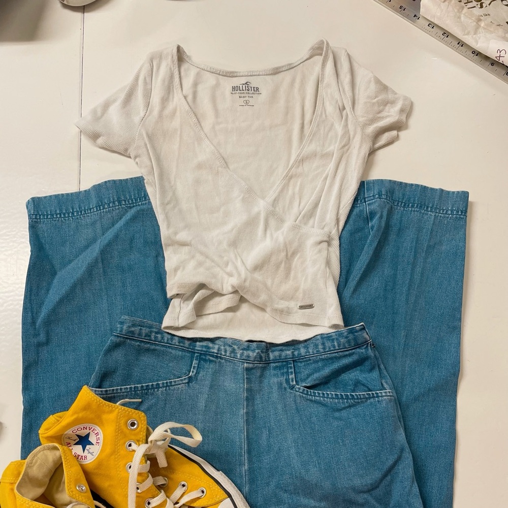 Hollister shirt